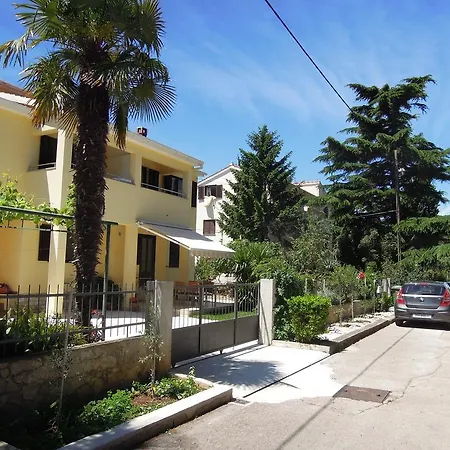 Apartment Apartments Simicev Zadar